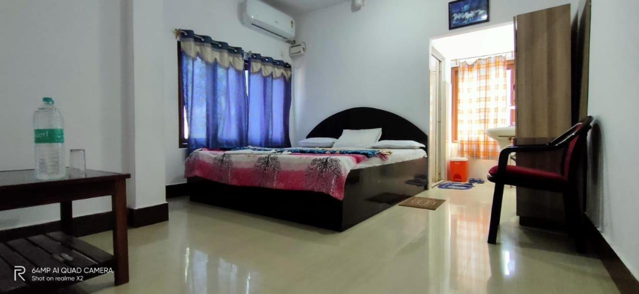 Hotel Highness Sea Rock Sitapur 외부 사진